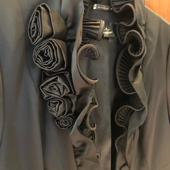 Detailed stunning jacket - Picture 2 of 4
